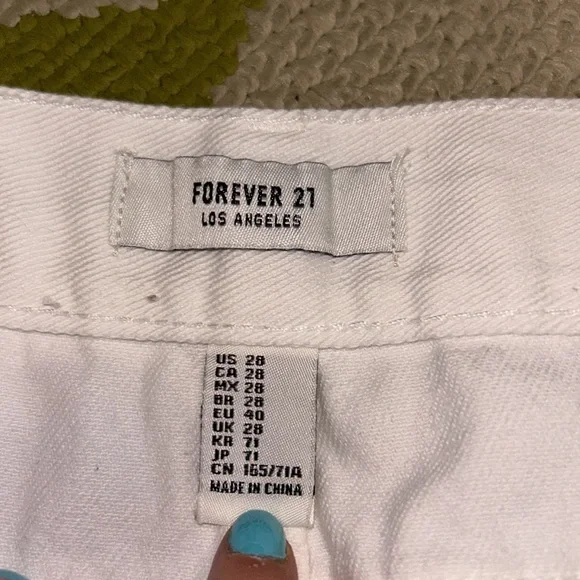 High waisted lace denim shorts LAST CHANCE BEFORE ITS DONATED - Picture 4 of 4